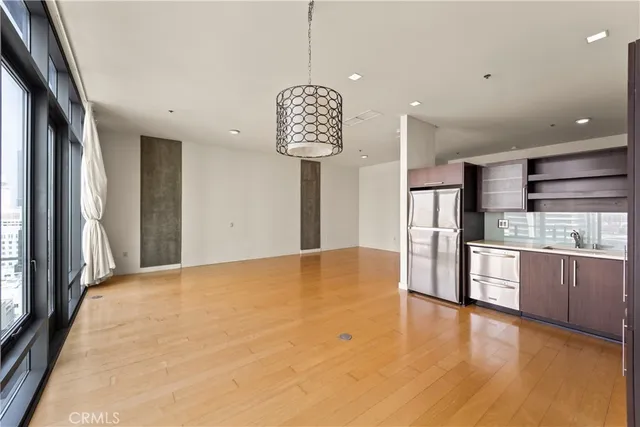 $3,900 | 1100 South Hope Street, Unit 1704, Los Angeles, CA 90015