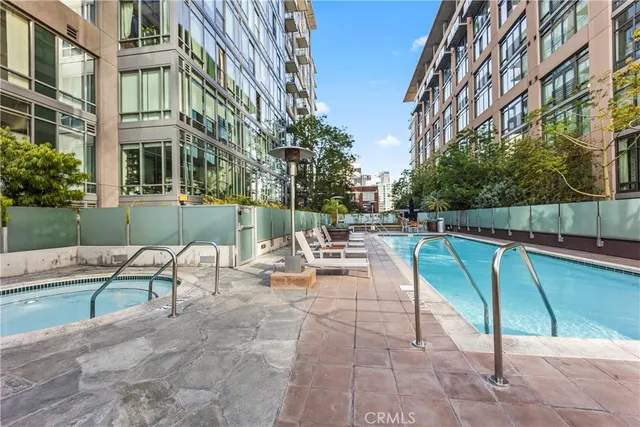 $3,900 | 1100 South Hope Street, Unit 1704, Los Angeles, CA 90015