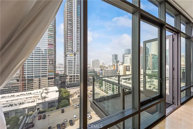 $3,900 | 1100 South Hope Street, Unit 1704, Los Angeles, CA 90015