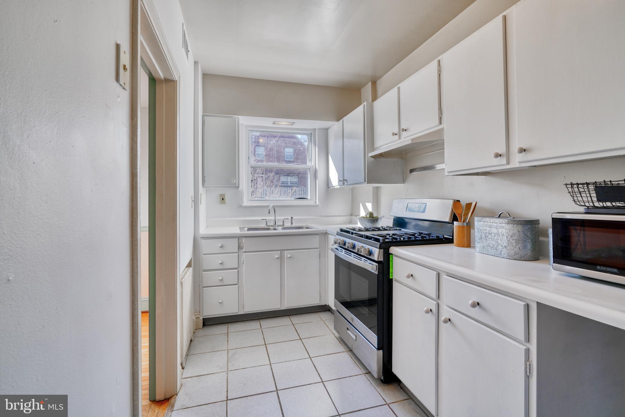 3710 Kimble Road Baltimore, MD 21218 - Photo 19 of 53