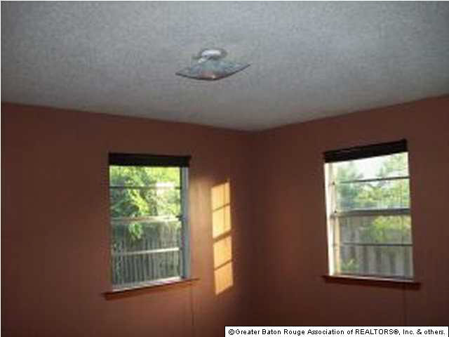 2717 Valley Street Baton Rouge, LA 70808 - Photo 10 of 12 Gallery Image 10