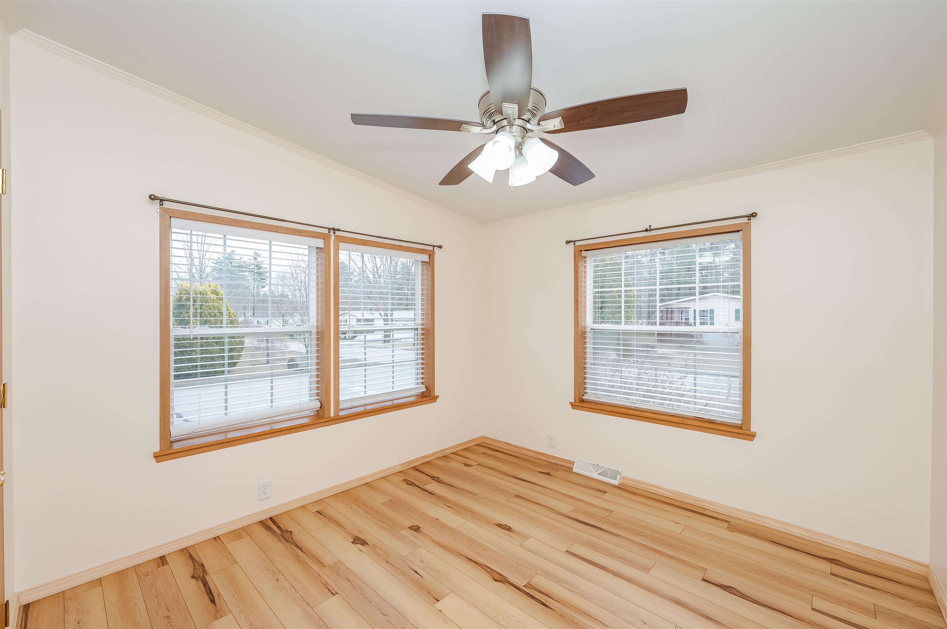 169 Eagle Drive Rochester, NH 03868 - Photo 13 of 45