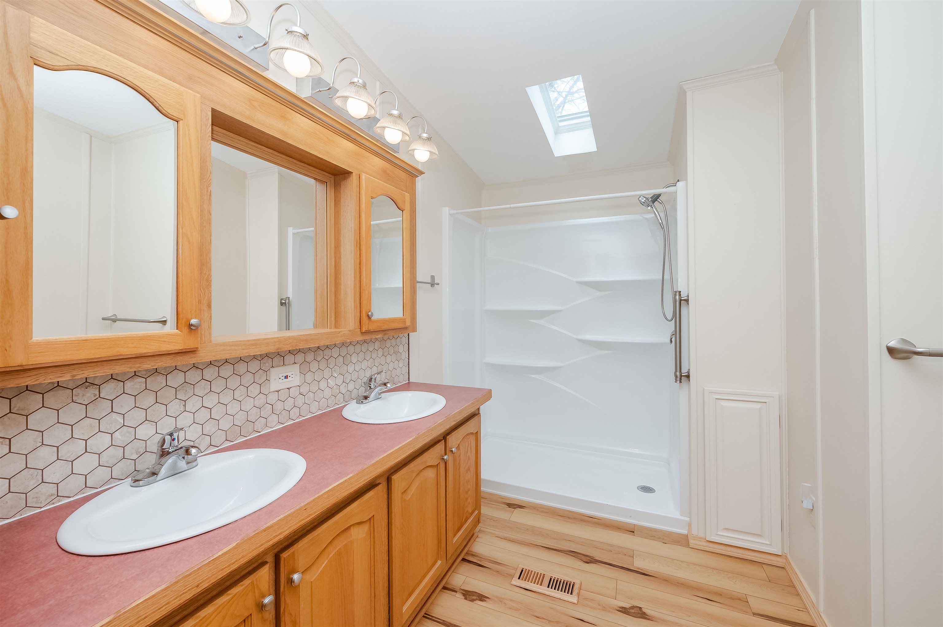 169 Eagle Drive Rochester, NH 03868 - Photo 19 of 45