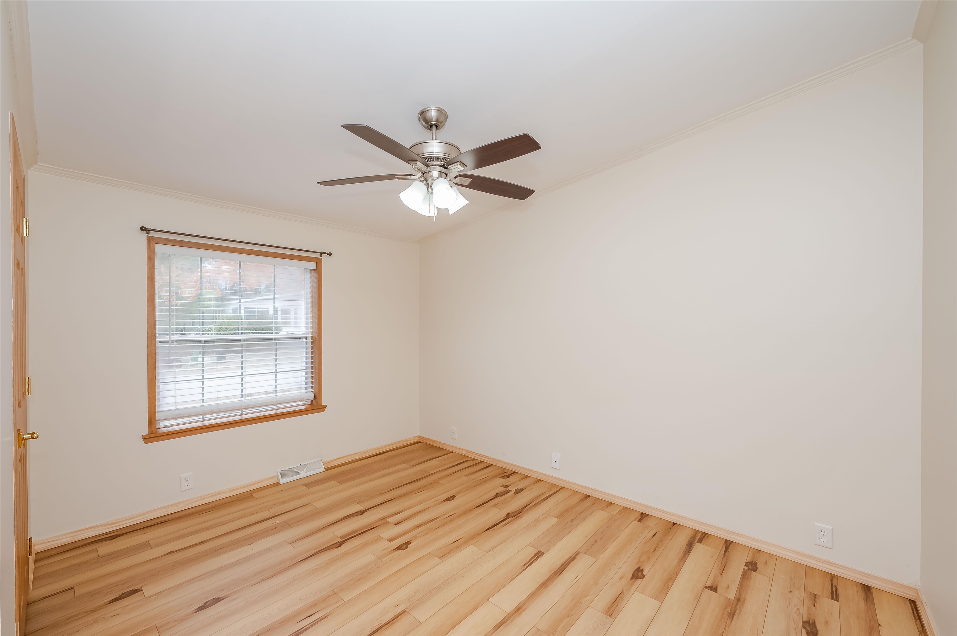 169 Eagle Drive Rochester, NH 03868 - Photo 10 of 45