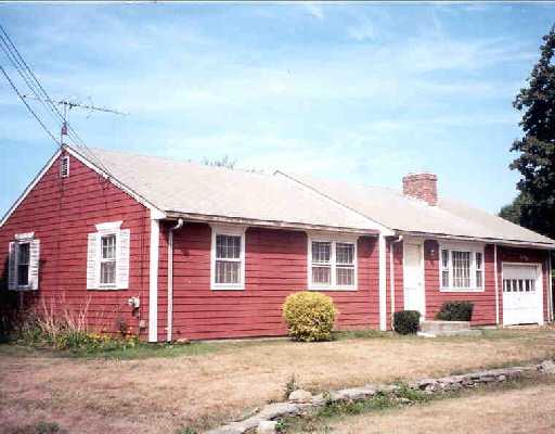 10 Ferncliffe Road Seekonk, MA 02771 - Photo 1 of 1 Exterior Front.