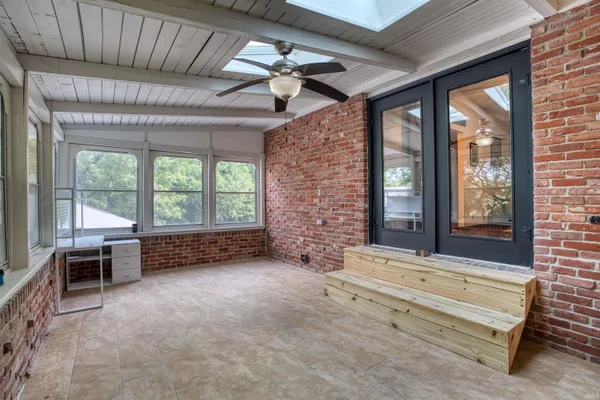 $599,900 | 7366 Parkridge Road, Newburgh, IN 47630