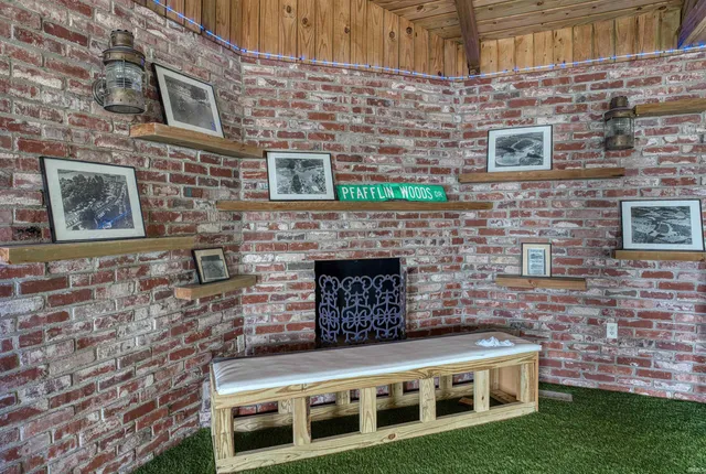 $599,900 | 7366 Parkridge Road, Newburgh, IN 47630