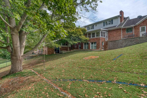 $599,900 | 7366 Parkridge Road, Newburgh, IN 47630