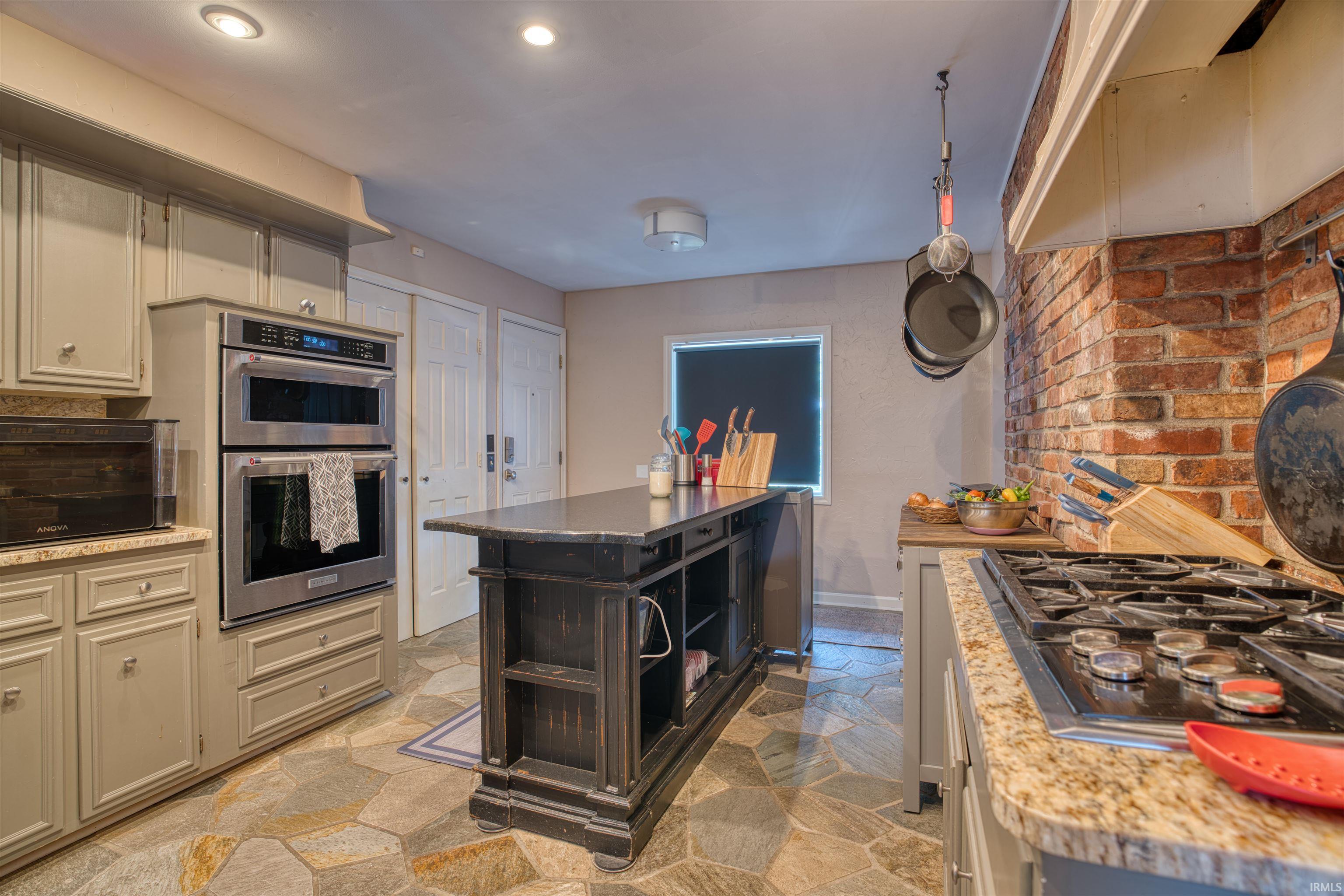 7366 Parkridge Road Newburgh, IN 47630 - Photo 8 of 36