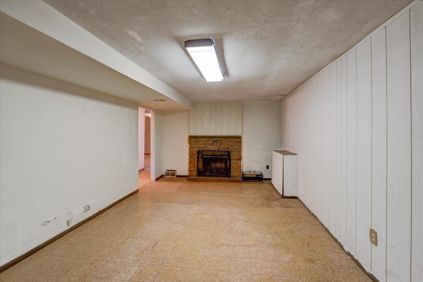 4909 Groton Lane Madison, WI 53711 - Photo 22 of 28