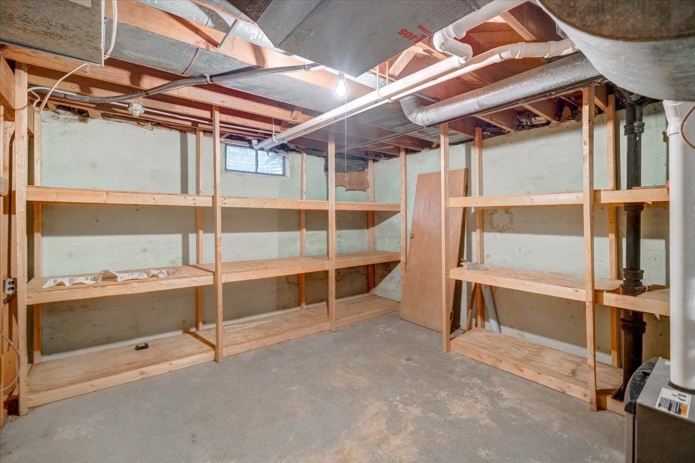 4909 Groton Lane Madison, WI 53711 - Photo 23 of 28