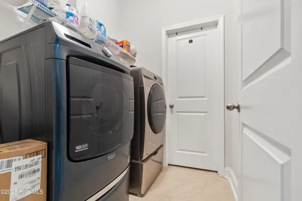 $499,500 | 254 East Red Head Circle, Sneads Ferry, NC 28460