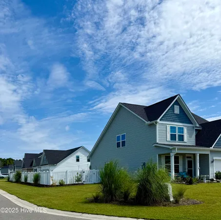 $499,500 | 254 East Red Head Circle, Sneads Ferry, NC 28460