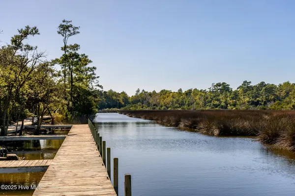 $499,500 | 254 East Red Head Circle, Sneads Ferry, NC 28460