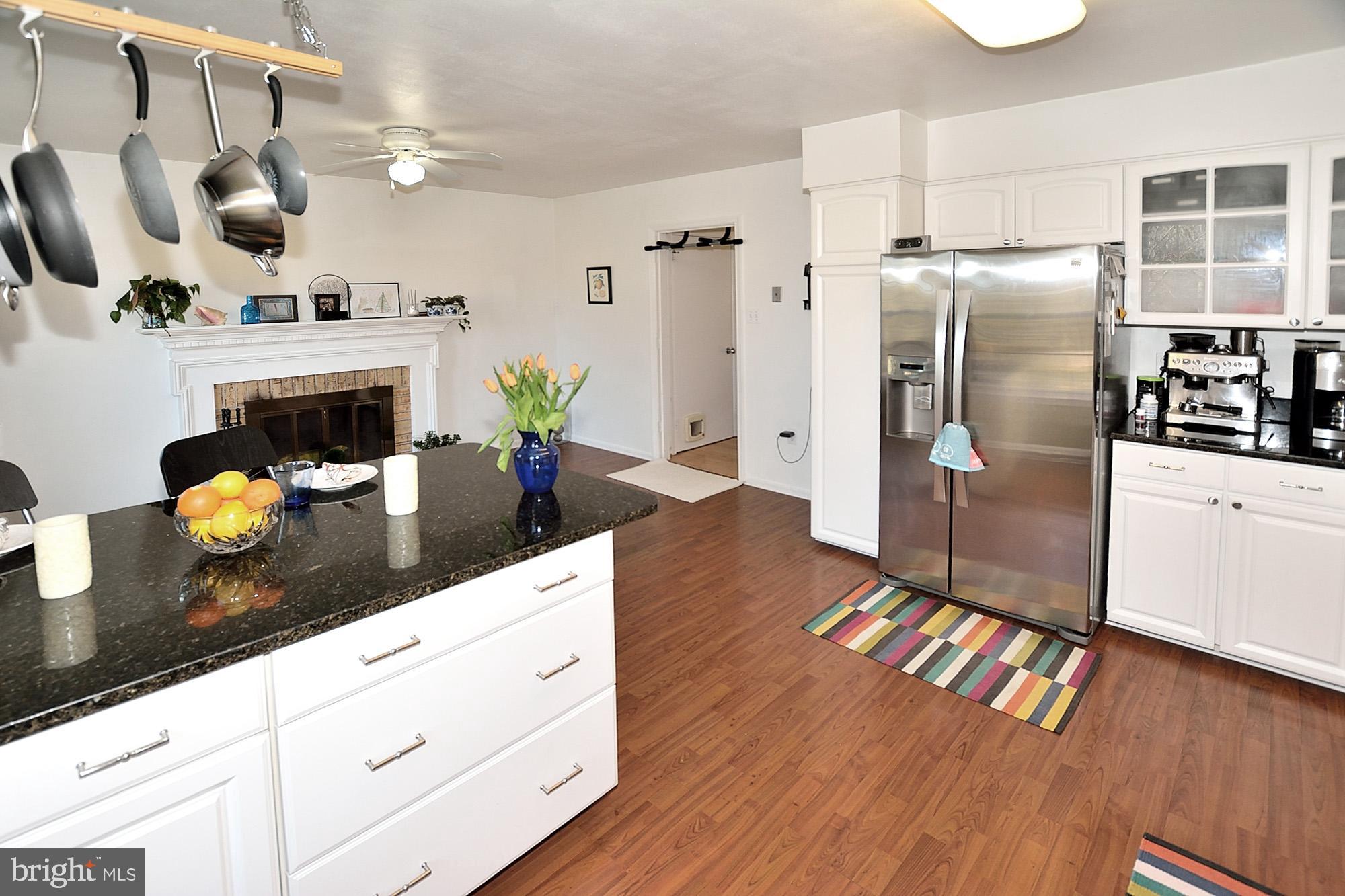 2228 McLean Park Road Falls Church, VA 22043 - Photo 13 of 36 KITCHEN
