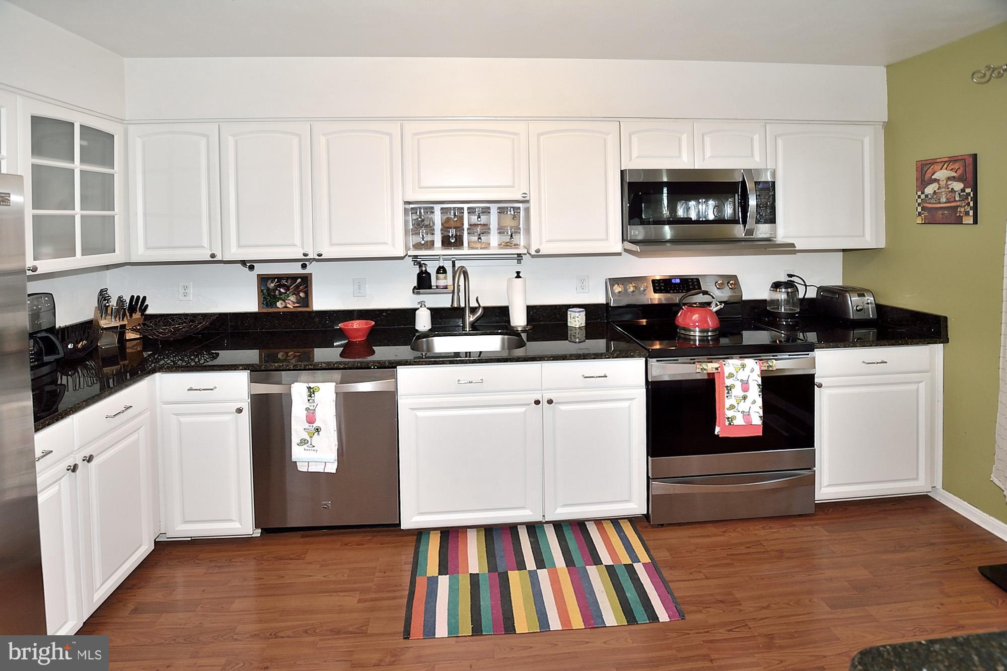 2228 McLean Park Road Falls Church, VA 22043 - Photo 15 of 36 KITCHEN