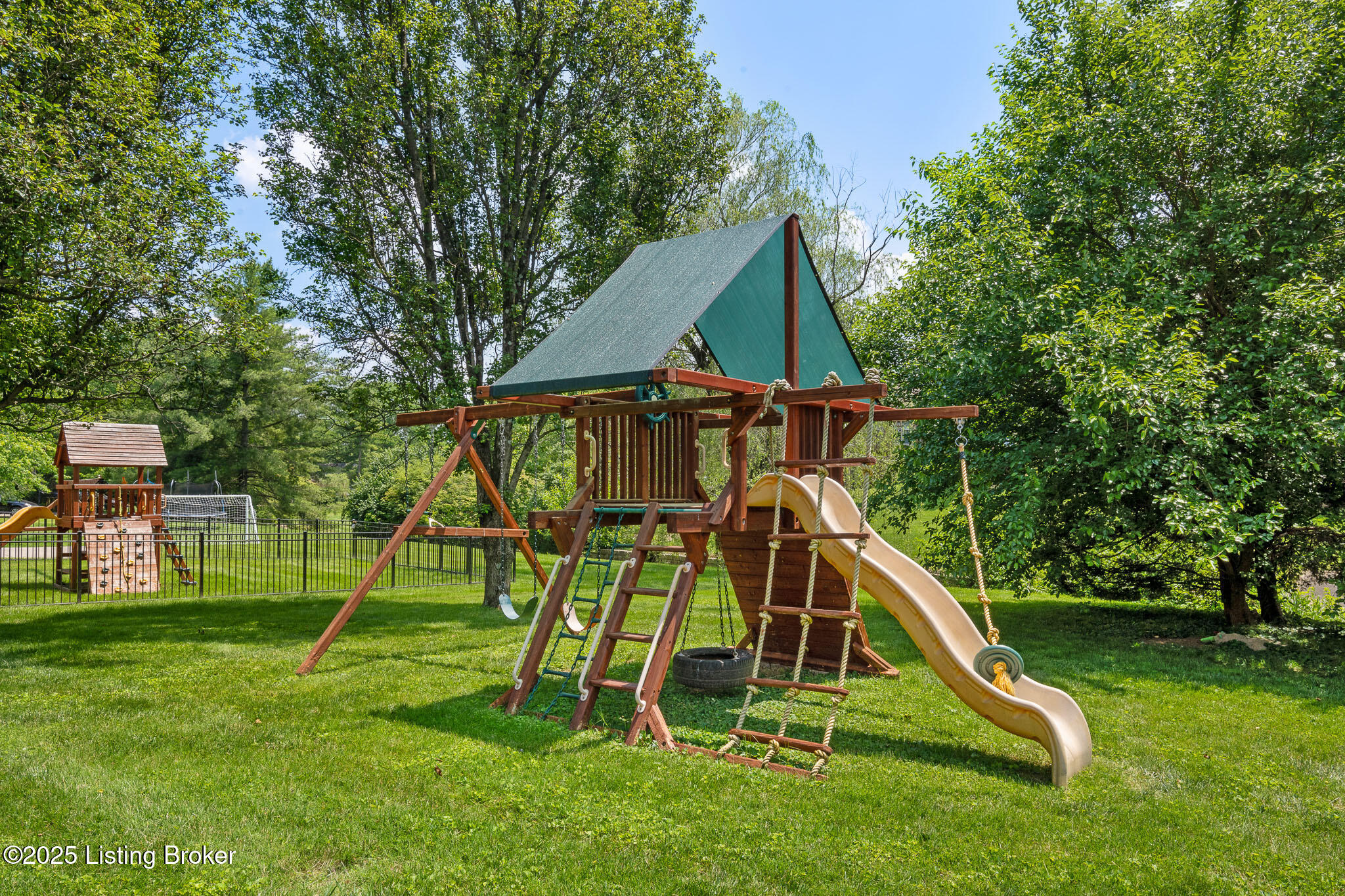 12408 Kirkham Road Louisville, KY 40299 - Photo 46 of 52 12408 Kirkham Rd-56