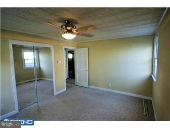 444 Manor Road Hatboro, PA 19040 - Photo 5 of 12 Gallery Image 5