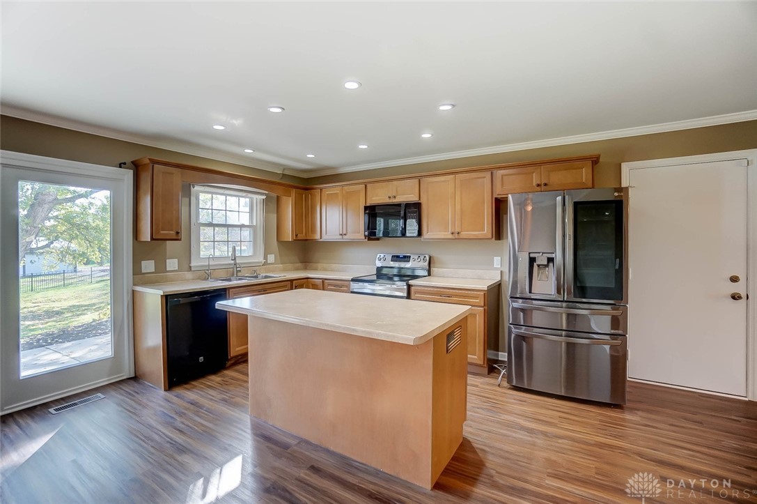 5260 Dearth Road Springboro, OH 45066 - Photo 12 of 36 Gallery Image 12