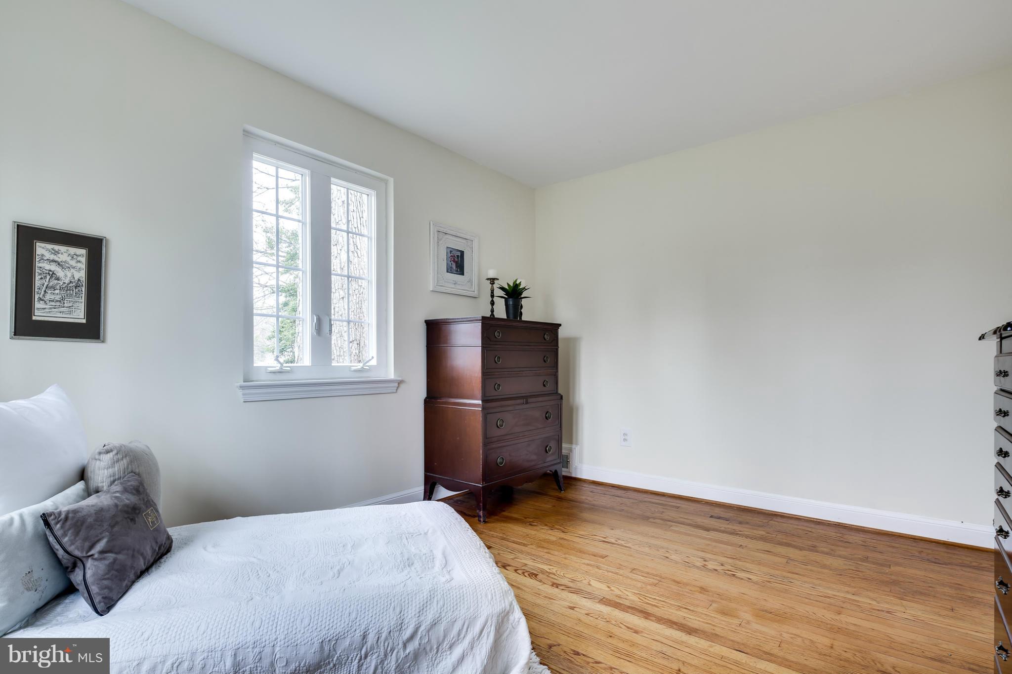 2013 Franwall Avenue Silver Spring, MD 20902 - Photo 20 of 28 Bedroom 3
