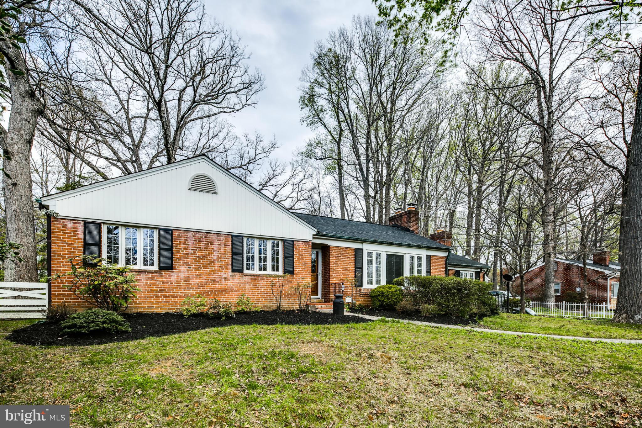 2013 Franwall Avenue Silver Spring, MD 20902 - Photo 28 of 28 Exterior (Front)