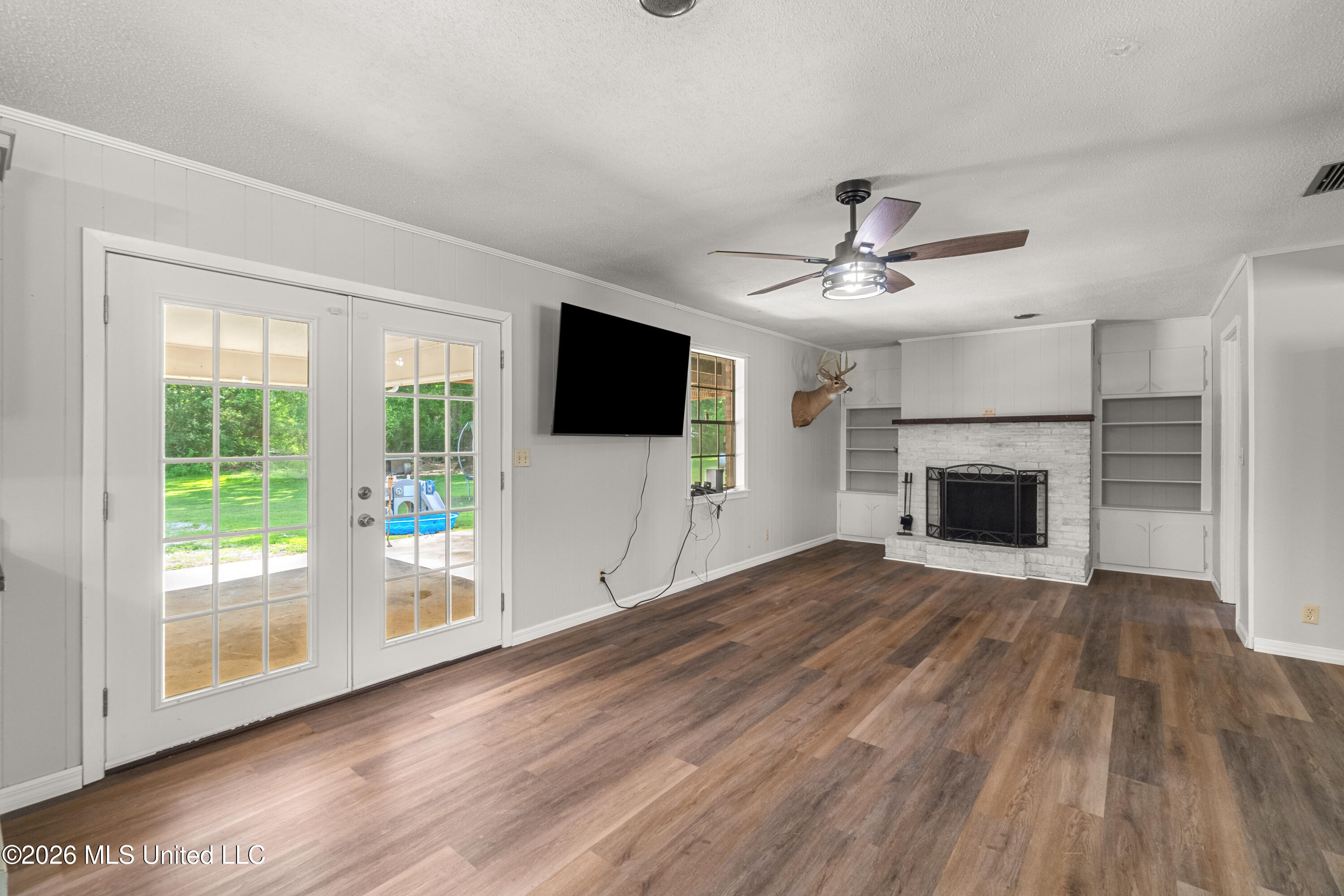 955 Clara Road Waynesboro, MS 39367 - Photo 8 of 45 955_Clara_Rd-8