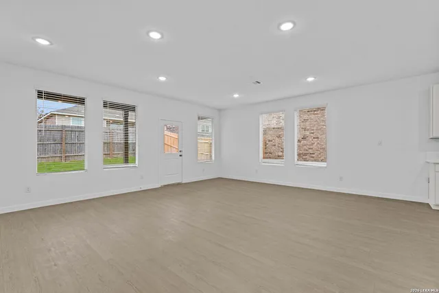 $295,000 | 2331 Fort Davis Pass, Marion, TX 78124