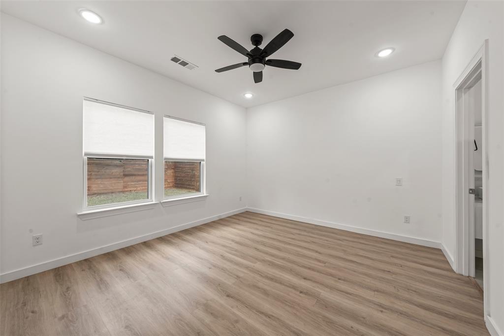 824 Hubert Street Waco, TX 76704 - Photo 12 of 20