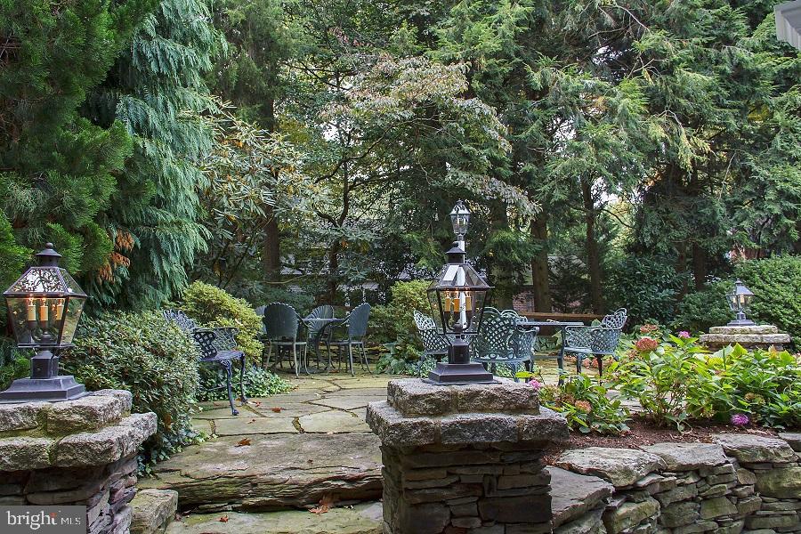 1510 Newton Road Lancaster, PA 17603 - Photo 3 of 47 Gallery Image 3