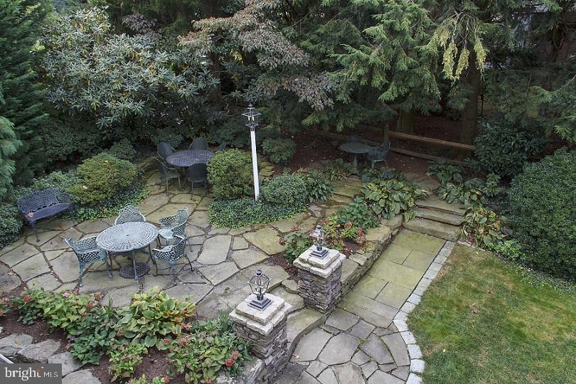 1510 Newton Road Lancaster, PA 17603 - Photo 4 of 47 Gallery Image 4