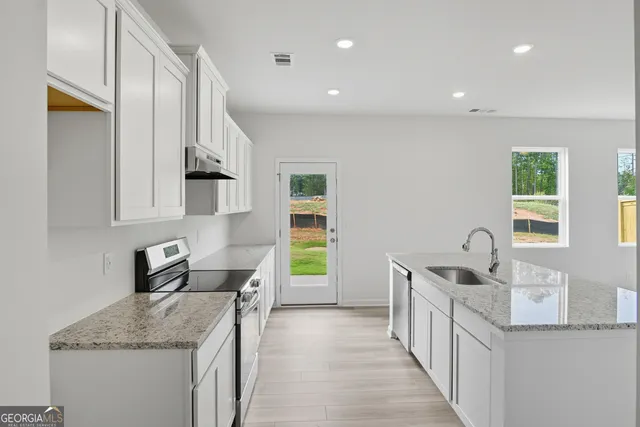 $322,900 | 23 Umber Lane, Newnan, GA 30263