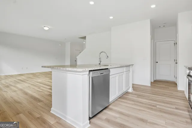 $322,900 | 23 Umber Lane, Newnan, GA 30263