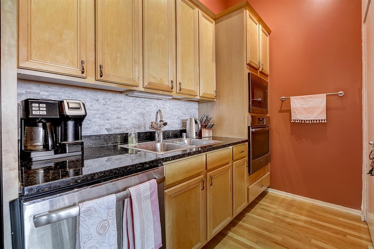 1530 South State Street, Unit 515 Chicago, IL 60605 - Photo 5 of 19