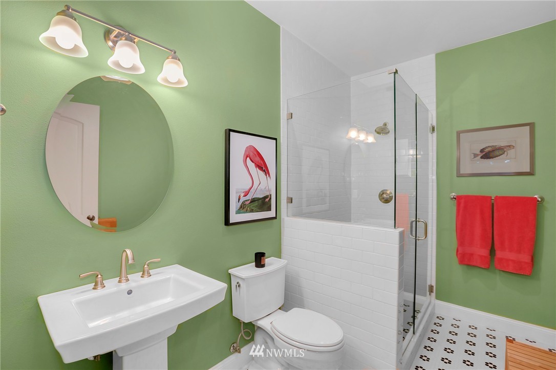 16913 164th Way Southeast Renton, WA 98058 - Photo 12 of 25 Gallery Image 12