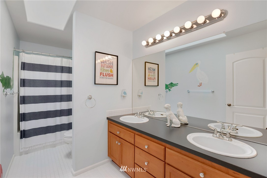 16913 164th Way Southeast Renton, WA 98058 - Photo 19 of 25 Gallery Image 19