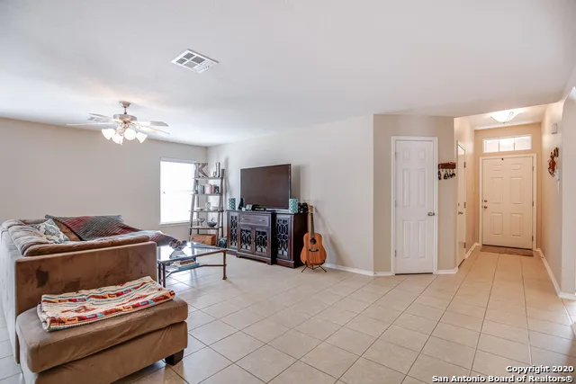 $1,695 | 761 Fountain Gate, Schertz, TX 78108