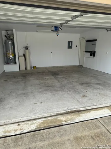 $1,750 | 3203 Onion Creek, San Antonio, TX 78245