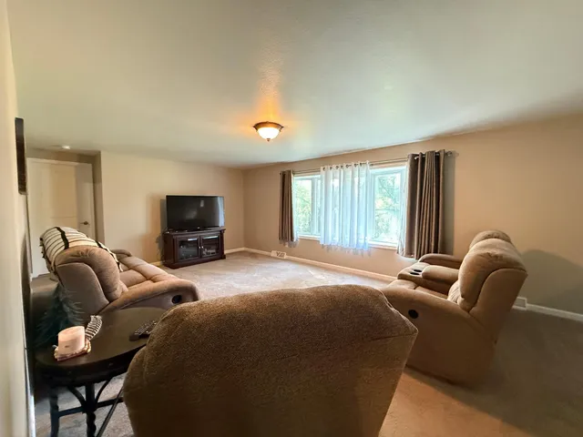 $345,000 | 33672 County Road 15, Morton, MN 56270