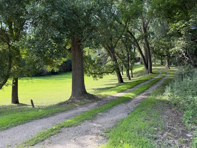 $345,000 | 33672 County Road 15, Morton, MN 56270