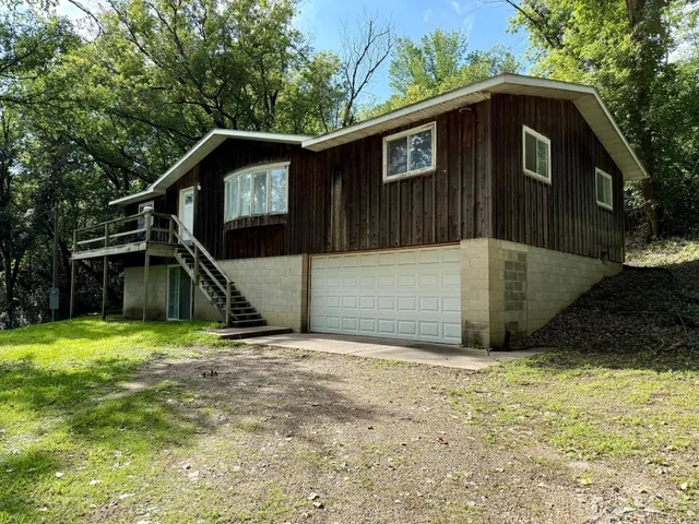 $345,000 | 33672 County Road 15, Morton, MN 56270