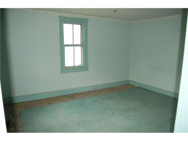 40 Flaggy Meadow Road Buxton, ME 04093 - Photo 20 of 32 Den/Family/Great Room.