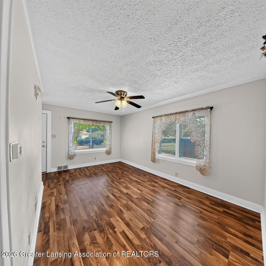 741 Center Street Mason, MI 48854 - Photo 13 of 33 13