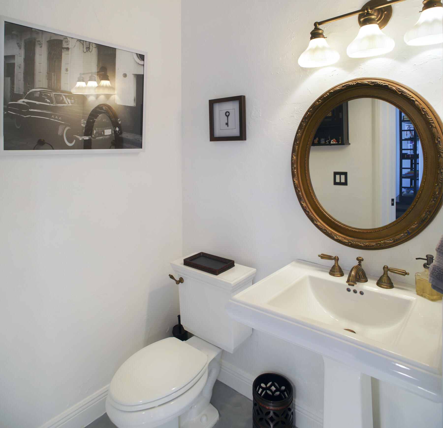 1160 Southwest 19th Street Boca Raton, FL 33486 - Photo 7 of 20 Guest Bath