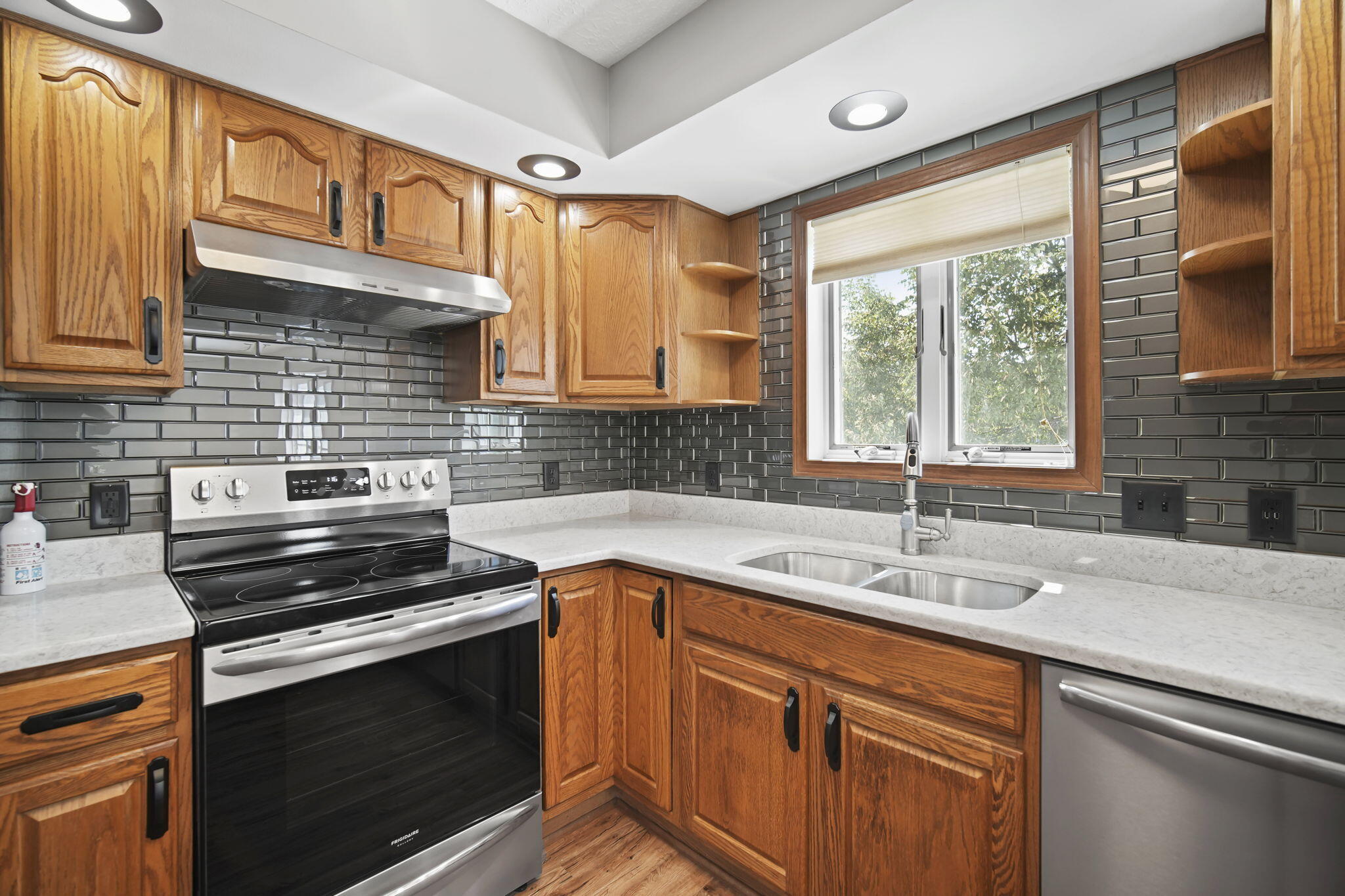 6597 North Lake Road Brooklyn, MI 49230 - Photo 13 of 58 14