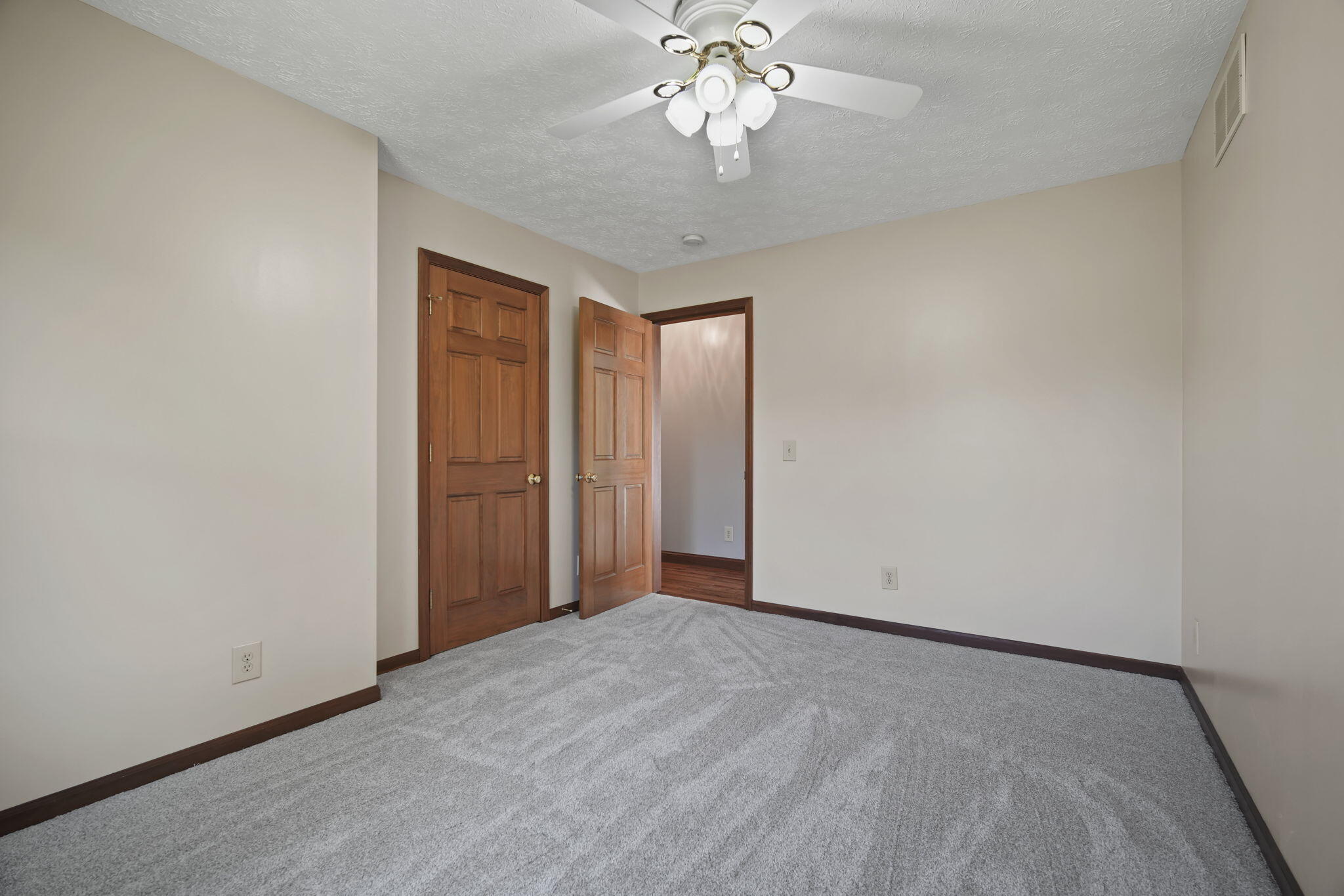 6597 North Lake Road Brooklyn, MI 49230 - Photo 27 of 58 28