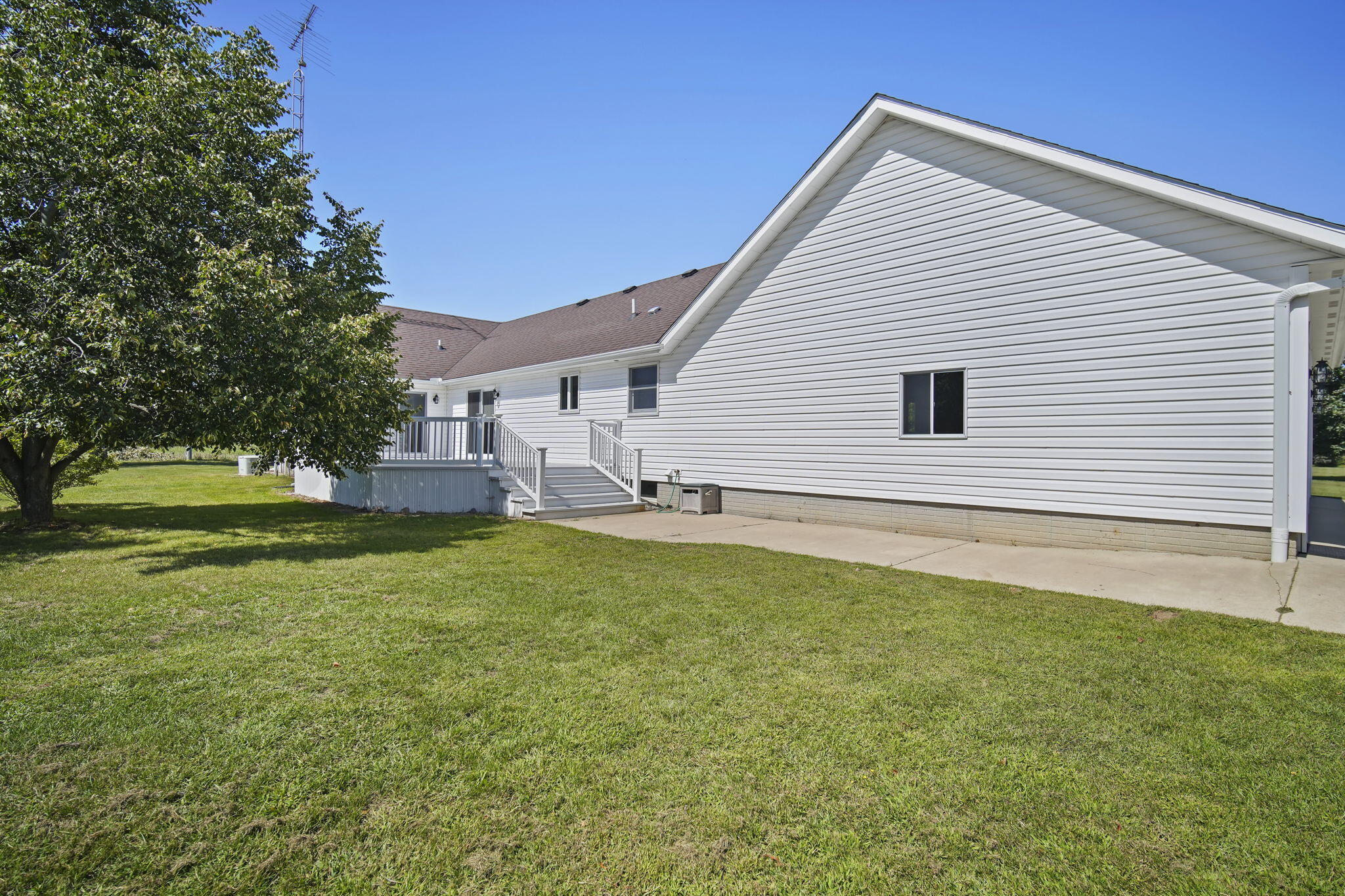 6597 North Lake Road Brooklyn, MI 49230 - Photo 41 of 58 42