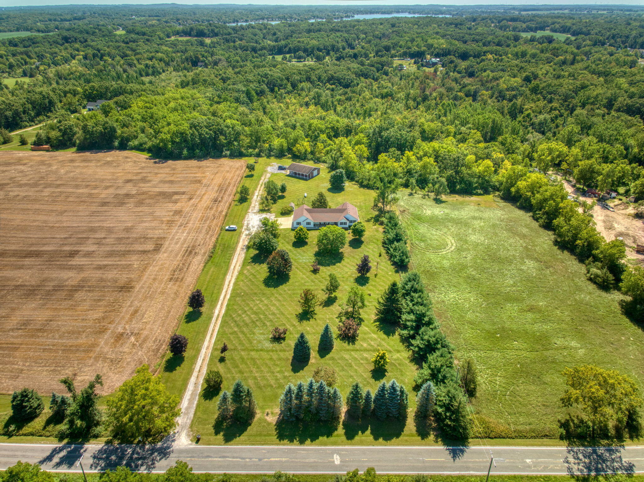6597 North Lake Road Brooklyn, MI 49230 - Photo 51 of 58 52