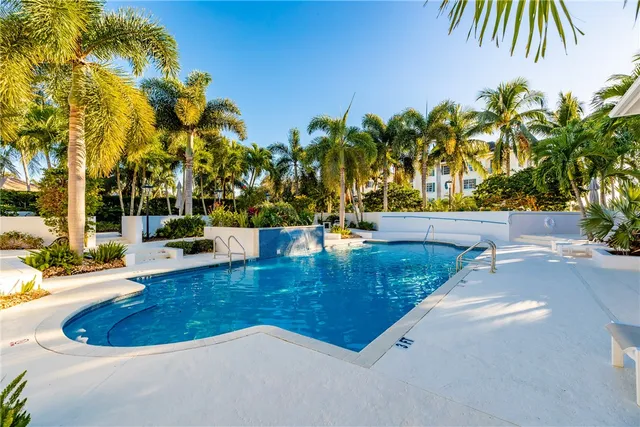 $1,239,000 | 9019 Somerset Bay Lane, Unit 202, Vero Beach, FL 32963