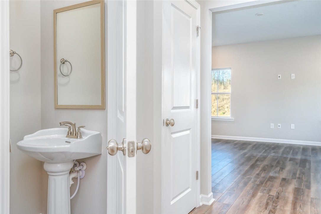 620 Bush Creek Road Opelika, AL 36804 - Photo 7 of 35 Gallery Image 7