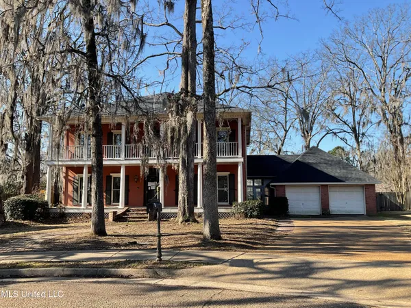 $249,900 | 6 Moss Forest Place, Jackson, MS 39211